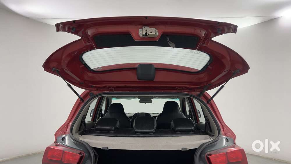 Mahindra Kuv 100 2016-2017 Mfalcon G80 K6, 2016, Petrol