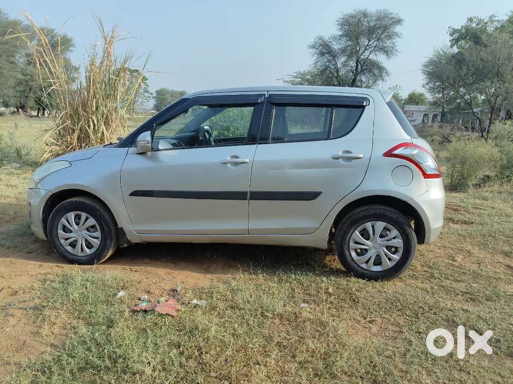 Maruti Suzuki Swift 2015 Diesel 90000 Km Driven