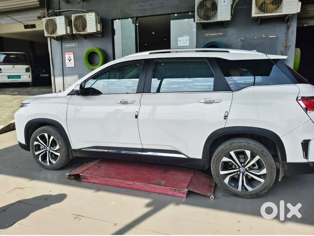 Mg Hector Plus 2023 Petrol New Condition