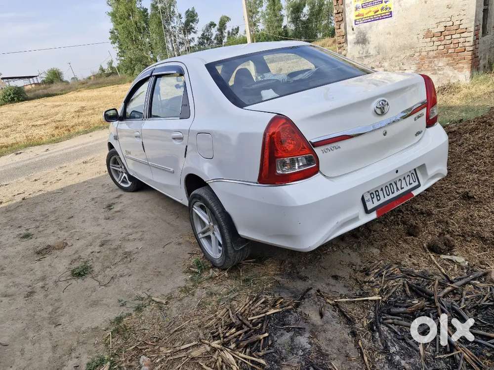 Toyota Etios 2012