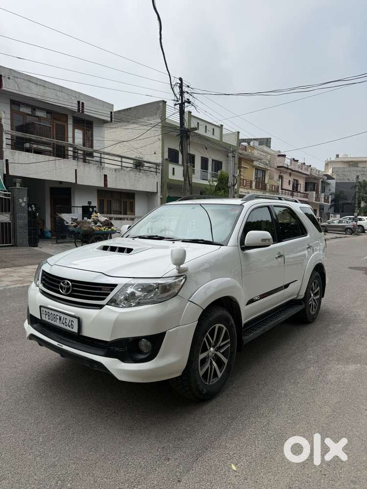 Toyota Fortuner 2.8 4wd Mt, 2015, Diesel