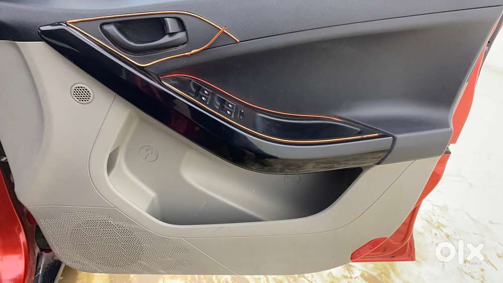 Tata Nexon 1.2 Revotron Xm, 2018, Petrol