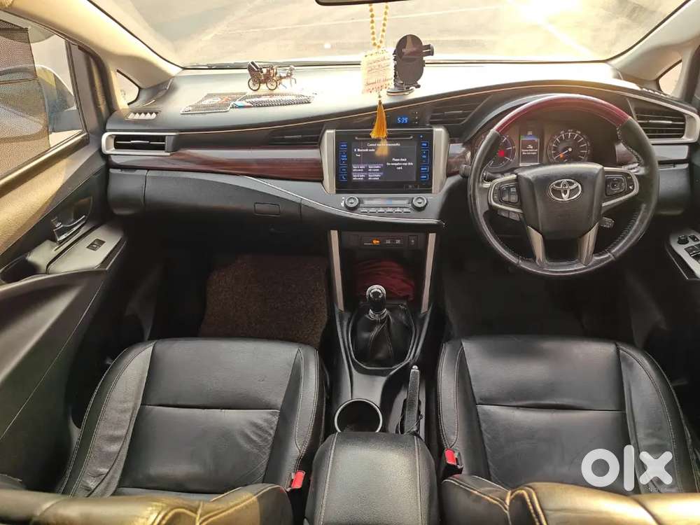 Innova Crysta 2.4 Z