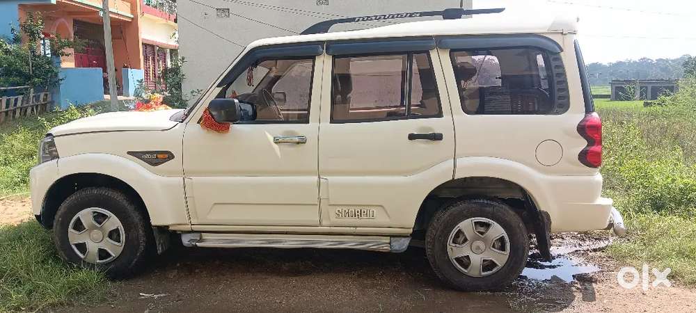 Mahindra Scorpio Diesel 2015