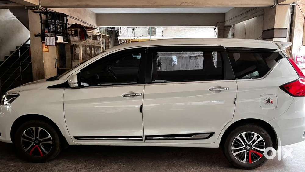 Maruti Suzuki Ertiga 2023 32000 Km Driven