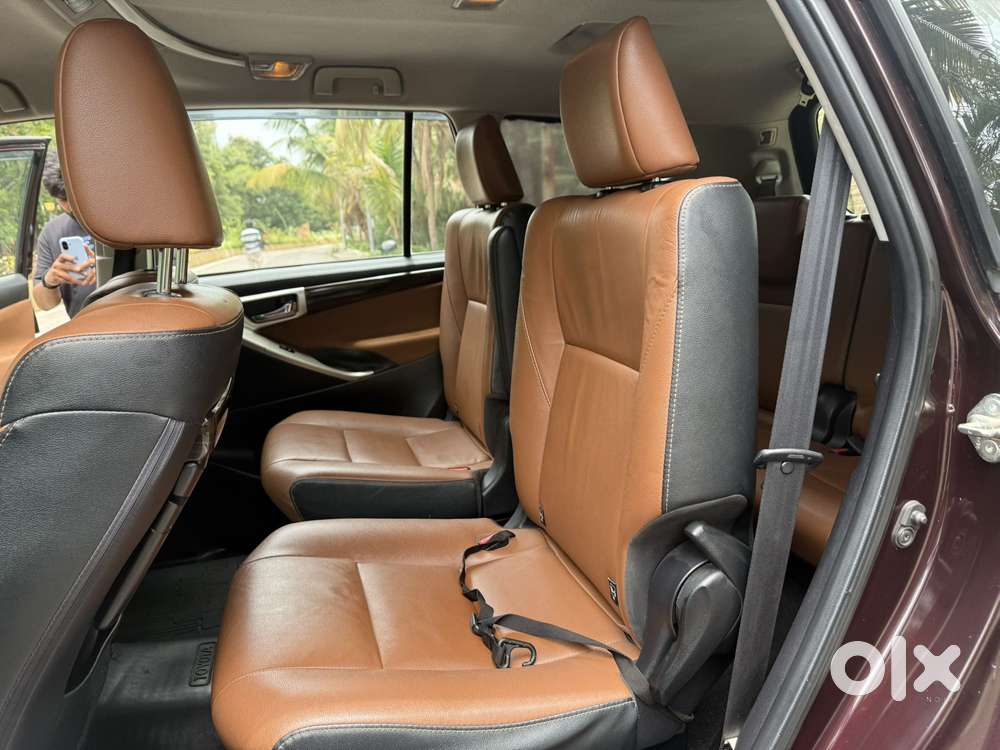 Toyota Innova Crysta 2.7 Zx At, 2019, Diesel