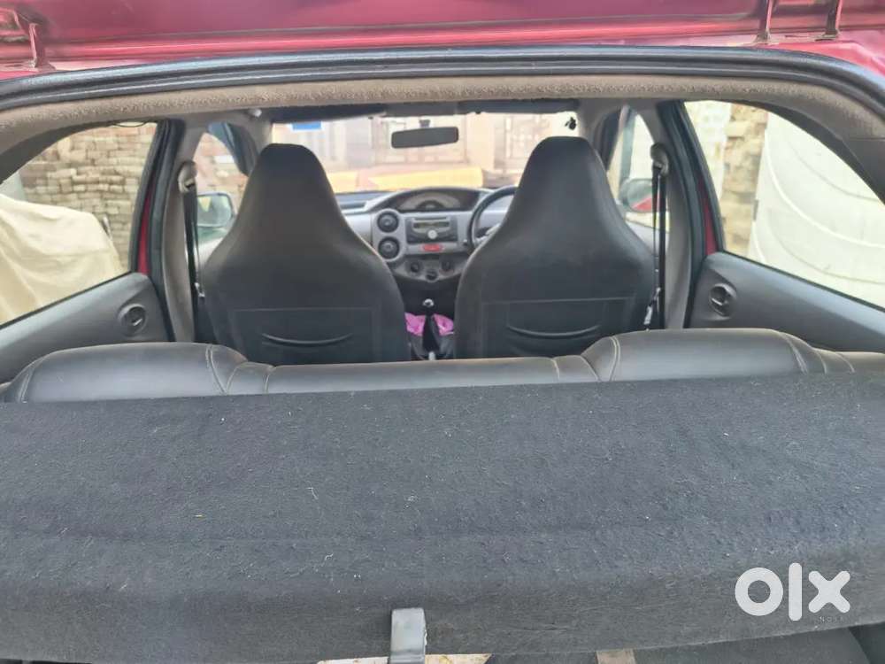 Toyota Etios Liva 2011