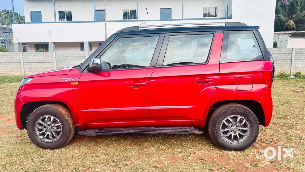 Mahindra Tuv 300 T10, 2018, Diesel