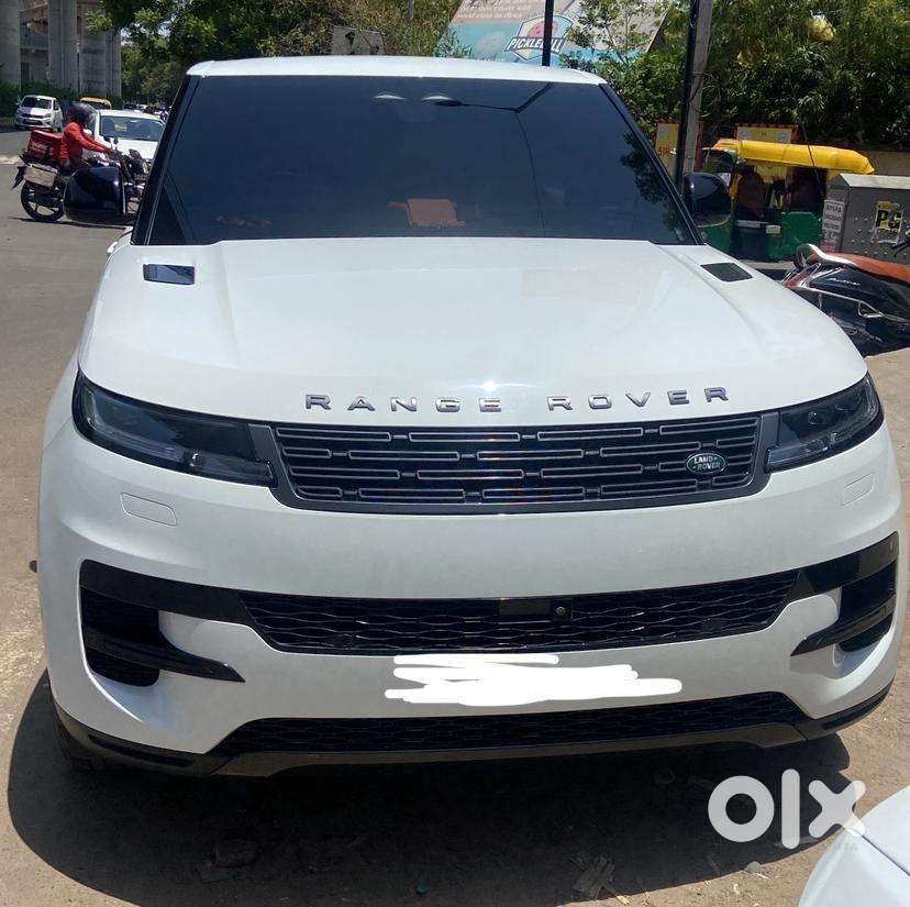 Land Rover Range Rover Sport 2024 Petrol 8500 Km Driven
