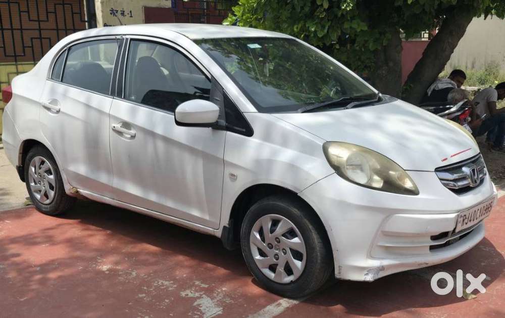 Honda Amaze, 2014