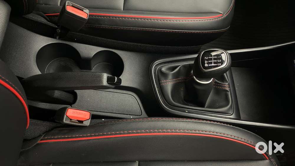 Hyundai New I20 1.0 Sportz Turbo Imt Dual Tone, 2021, Petrol