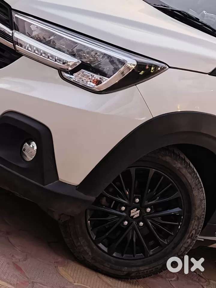 Maruti Suzuki Xl6 1.5 Alpha At, 2022, Petrol
