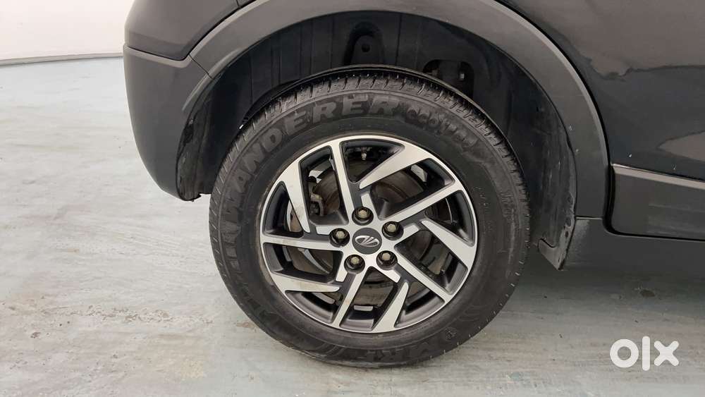 Mahindra Xuv300 W8 Option, 2022, Petrol