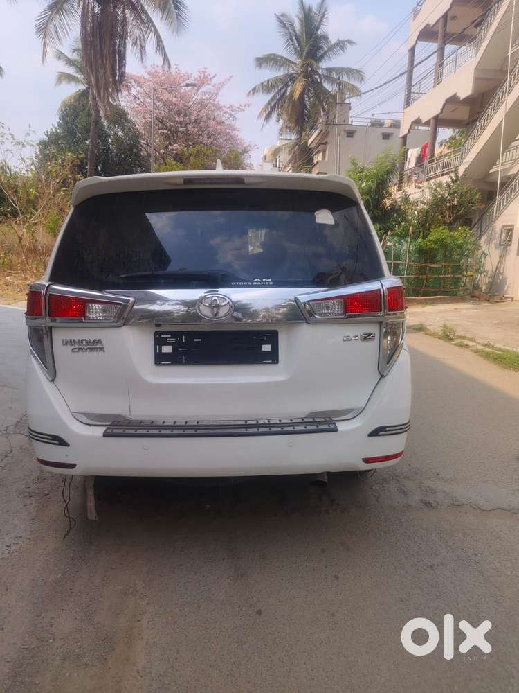 Toyota Innova Crysta 2.8 Z, 2016, Diesel