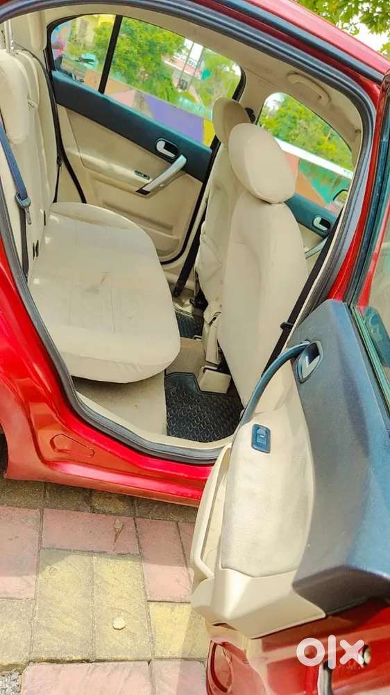 Good Condition Luxury Seedaun Comfotebal Car