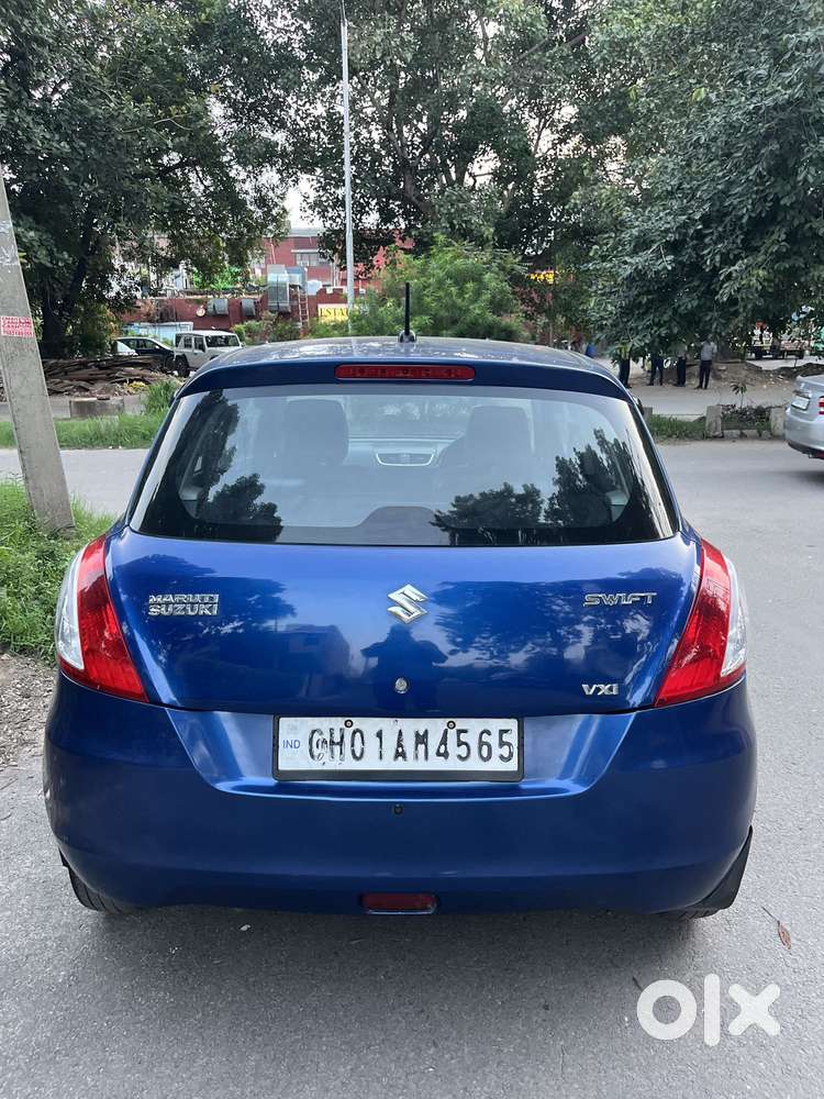 Maruti Suzuki Swift Vxi, 2012, Petrol