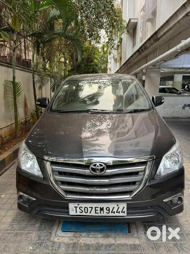 Toyota Innova 2015 Diesel 178000 Km Driven