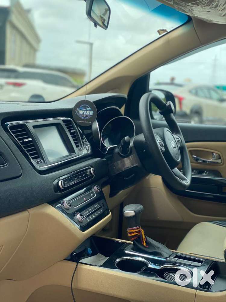 Kia Carnival Limousine, 2021, Diesel