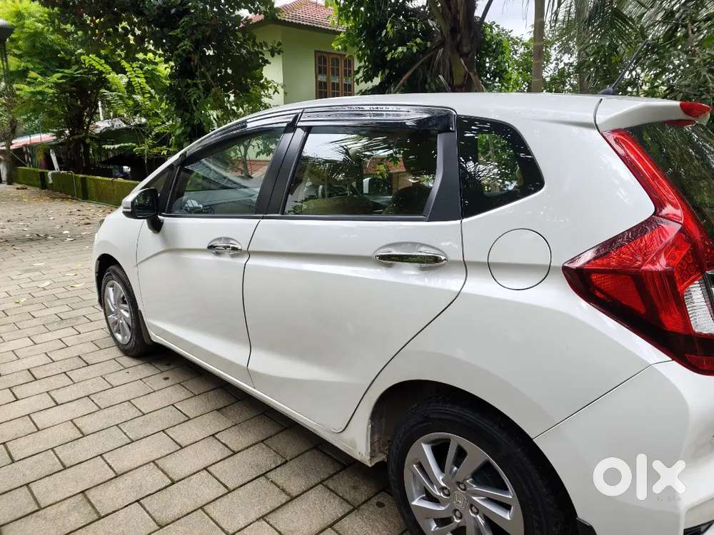 Less Driven Honda Jazz Zx Cvt 2022