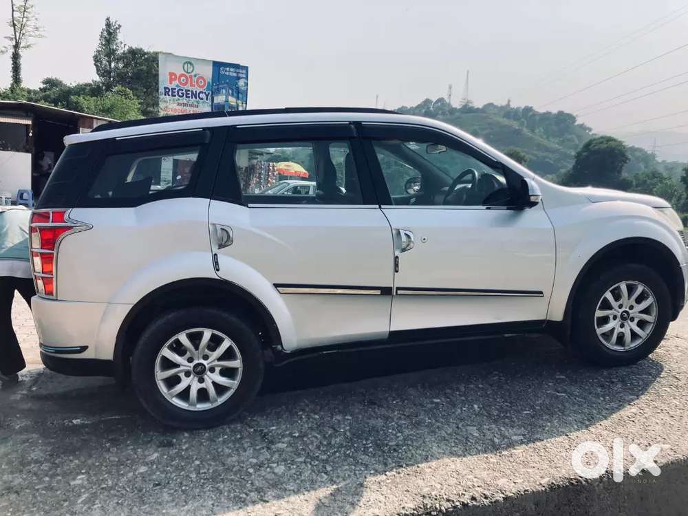 Mahindra Xuv500 2015 Diesel 107899 Km Driven