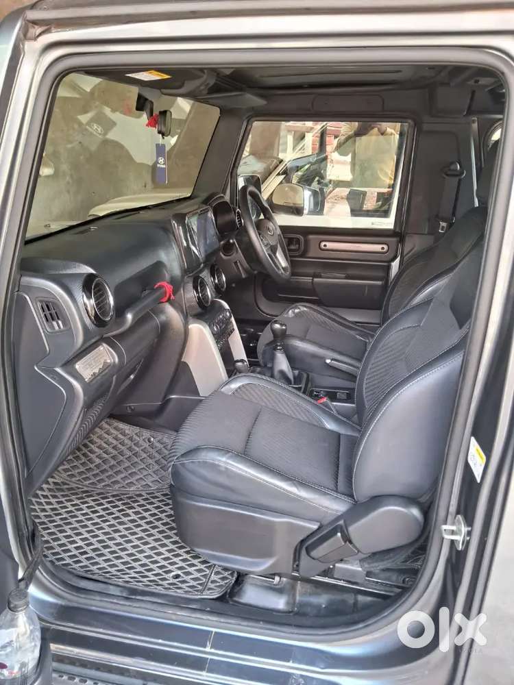 Mahindra Vision S 2021