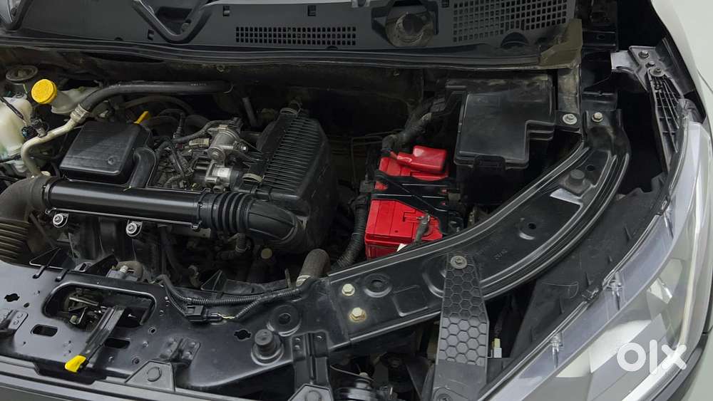 Nissan Magnite 1.0 Xv, 2022, Petrol