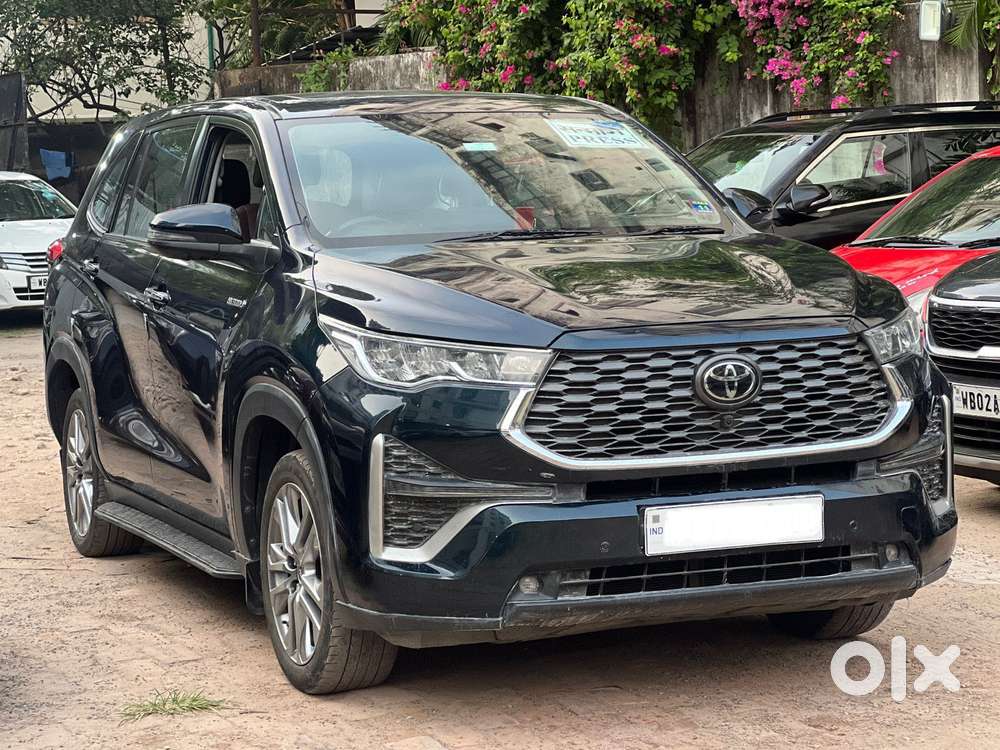 Toyota Innova Hycross 2.0 Zx Hybrid 7 Str, 2023, Cng & Hybrids