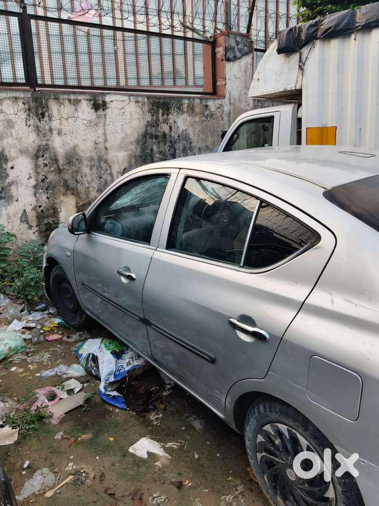 Nissan Sunny Xv 2012