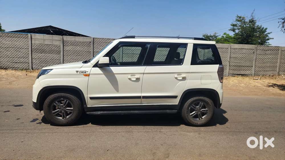 Mahindra Tuv 300 T10, 2020, Diesel
