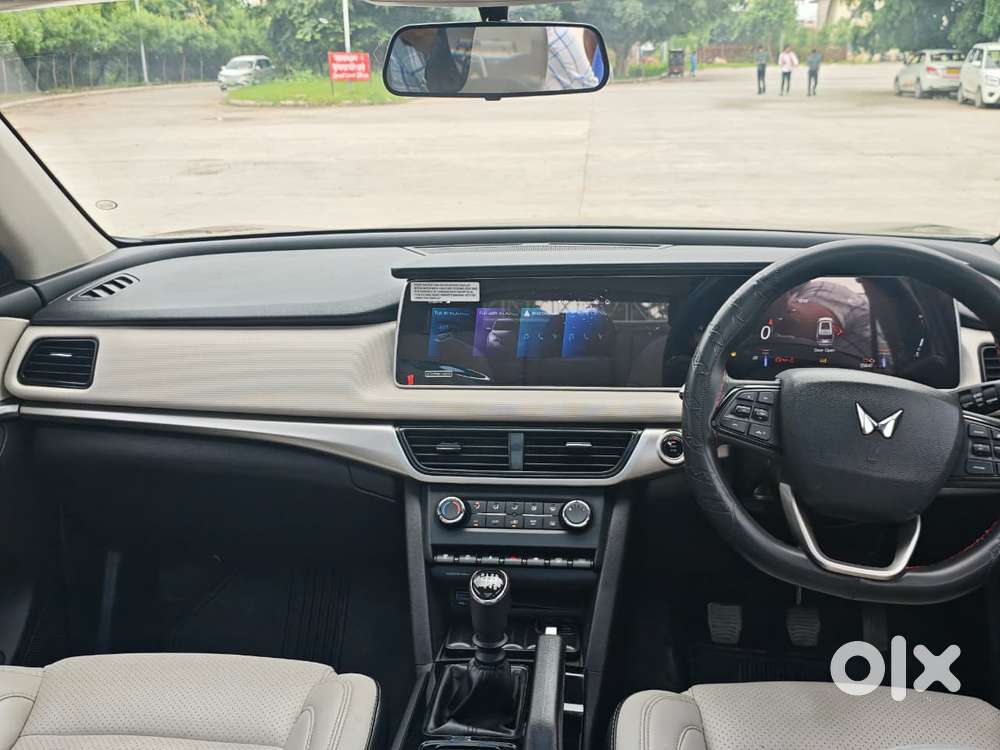 Mahindra Xuv700 2.2 Ax 5 Diesel Mt 7 Str, 2024, Diesel