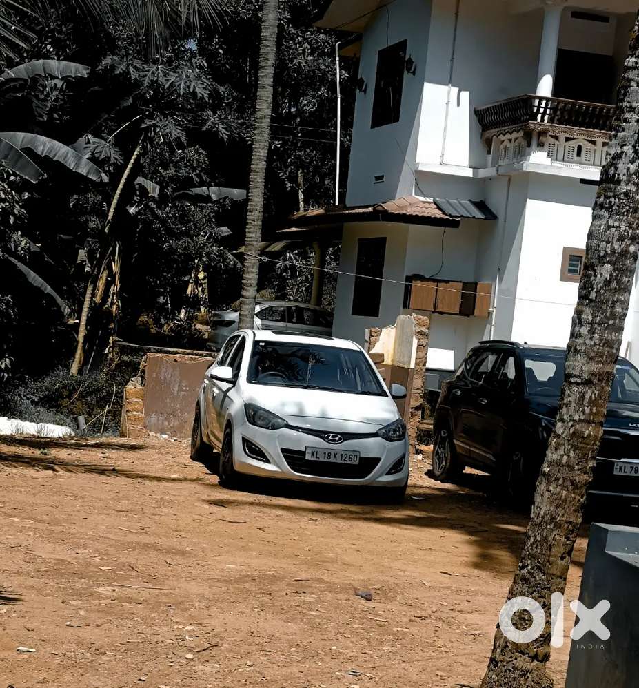 Hyundai I20 2012 Petrol 100000 Km Driven