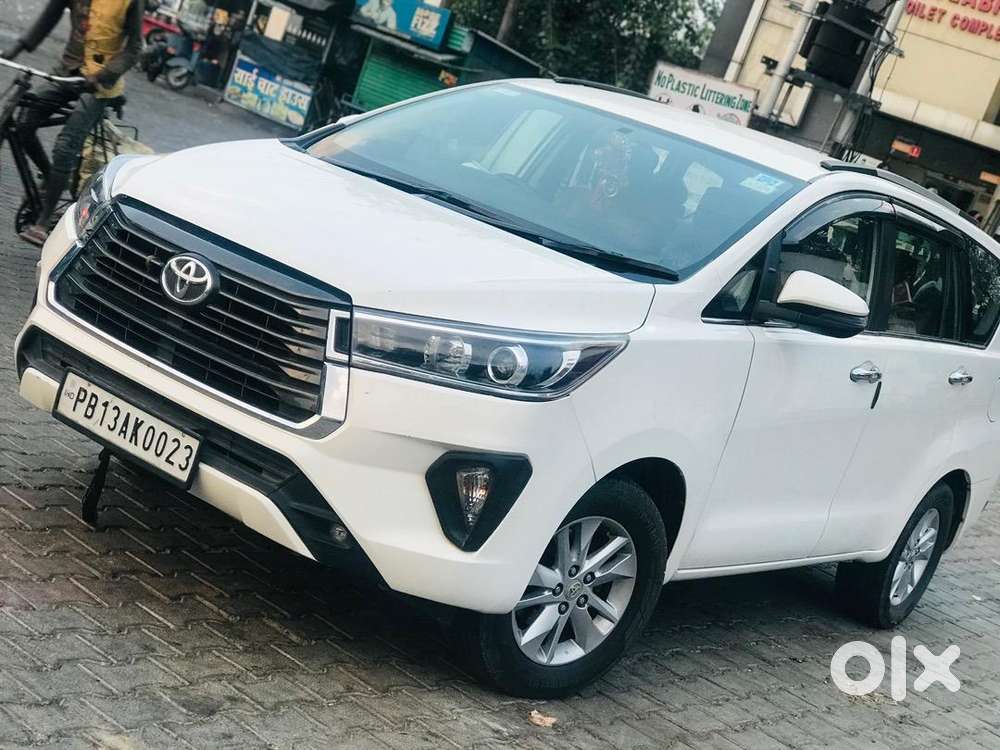 Toyota Innova Crysta