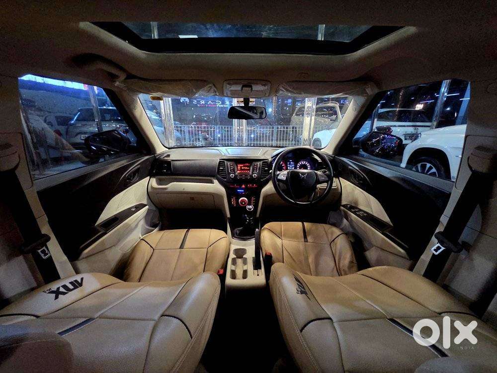 Mahindra Xuv300 W6, 2024, Petrol