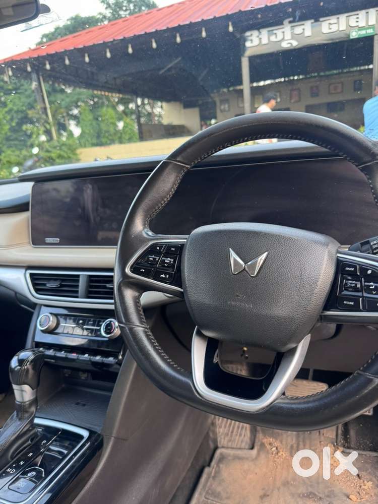 Mahindra Xuv700 Ax7 Luxury Diesel 2022