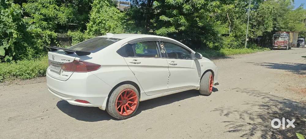 Tastefully Modified Honda City 1.5 Sv Petrol 2015