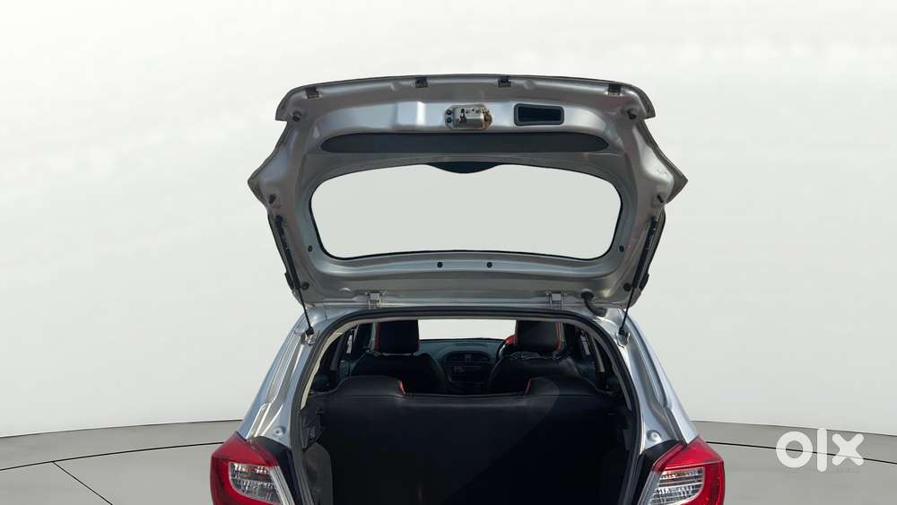 Tata Tiago Xe, 2019, Petrol