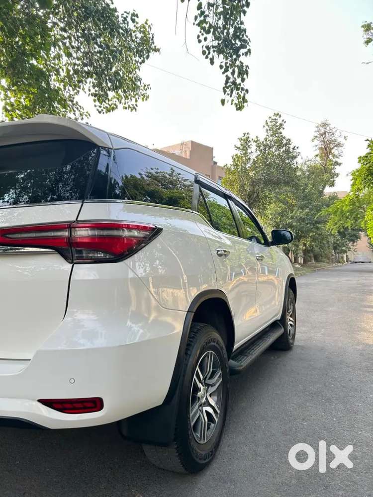 Toyota Fortuner 2024 Diesel Well Maintained