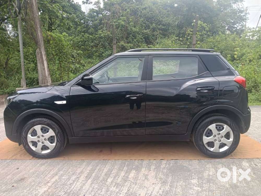 Mahindra Xuv300 W6, 2024, Petrol