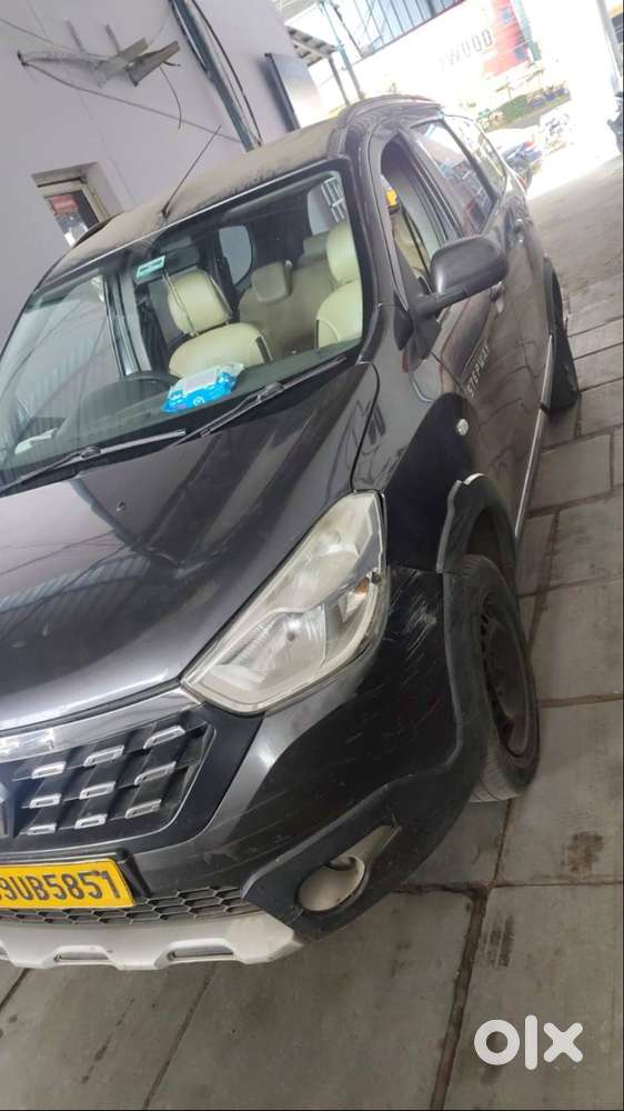 Renult Lodgy Stepway 8seater Top End Model Urgent Sale