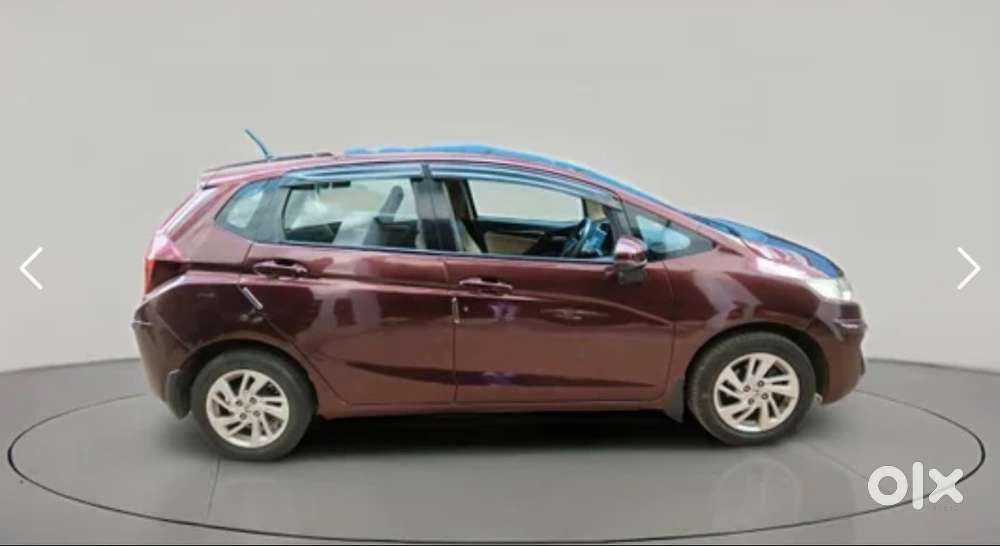 Ac, Power Windows, Music System, Abs, 2 Airbags.