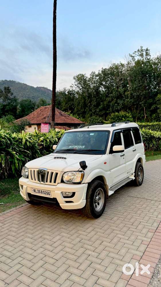 Scorpio Vlx Microhybrid Top Trim