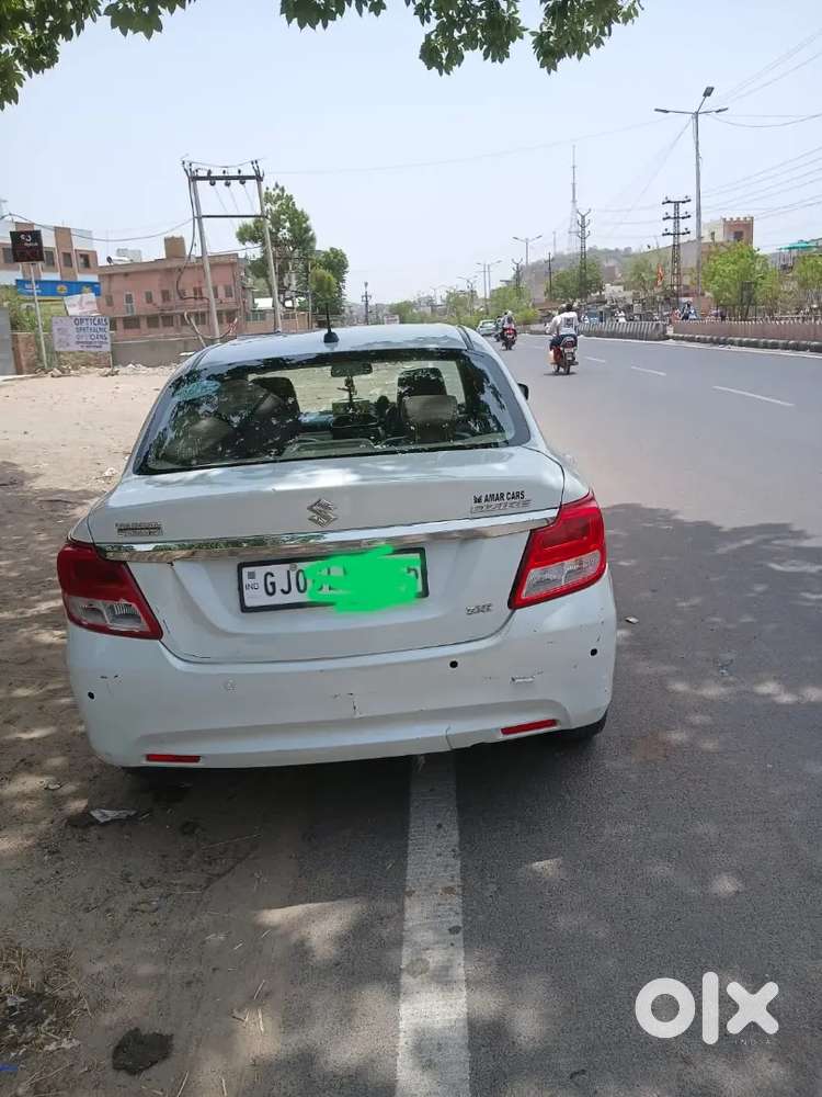 Maruti Suzuki Dzire 2018 Petrol 125000 Km Driven