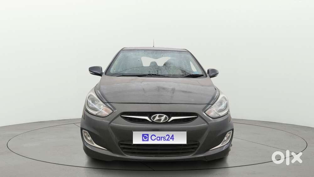 Hyundai Verna Fluidic 1.6 Vtvt Sx, 2013, Petrol