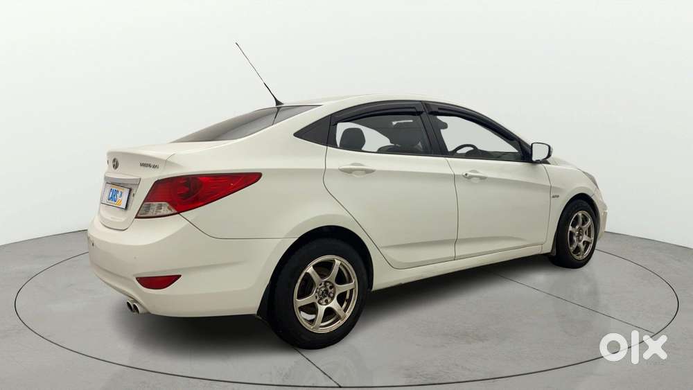 Hyundai Verna 1.6 Ex Vtvt, 2013, Petrol