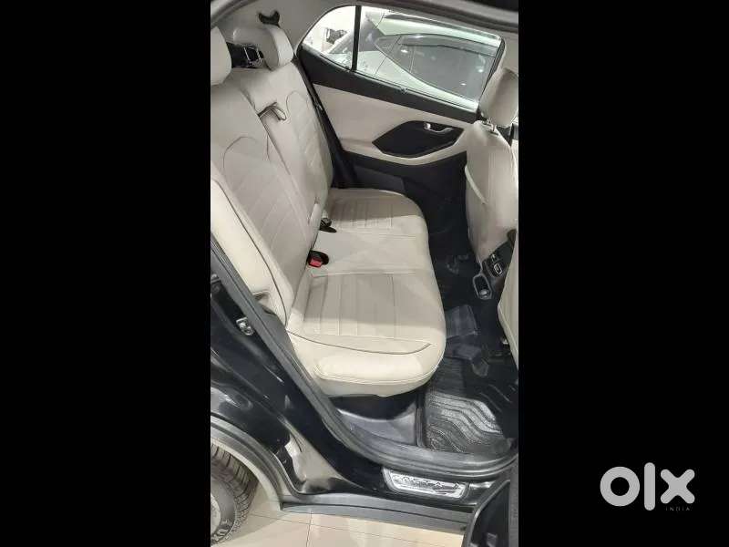 Hyundai Creta SX 1.5 Petrol CVT, 2023, Petrol
