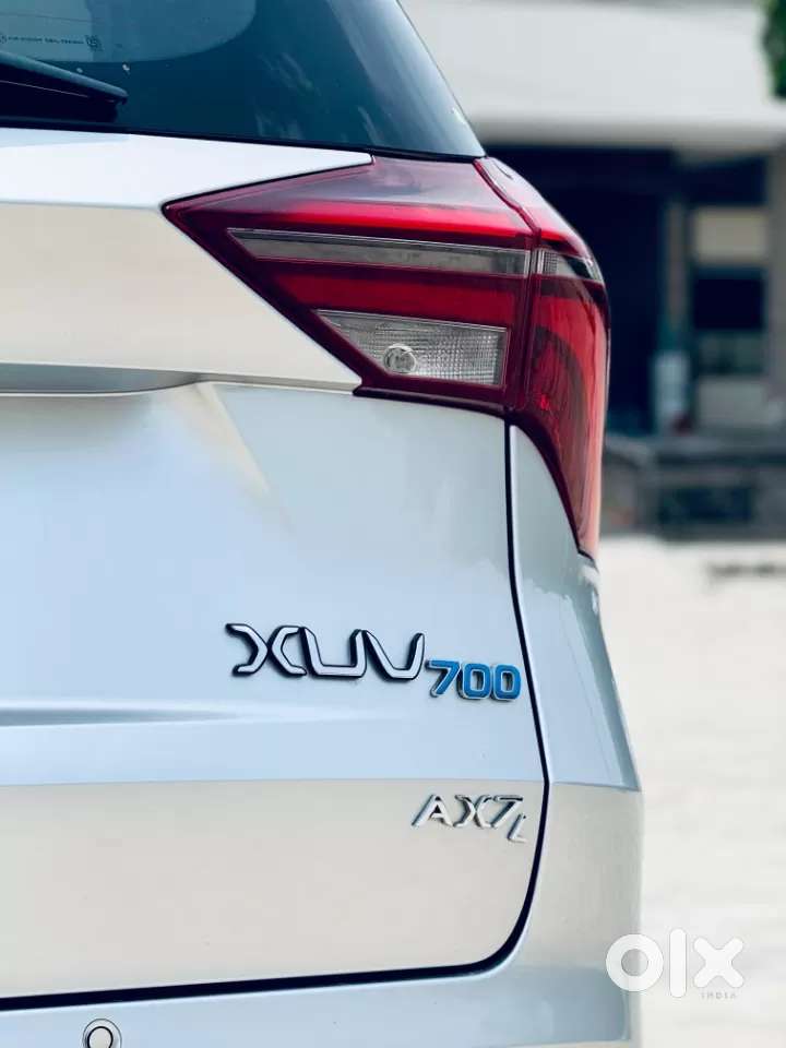 Mahindra Xuv700 2.2 Ax 7 Diesel At Luxury Pack Str Awd, 2023, Diesel