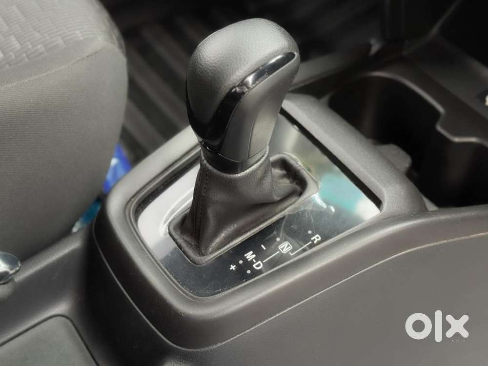 Maruti Suzuki Swift Vvt Zxi, 2024, Petrol