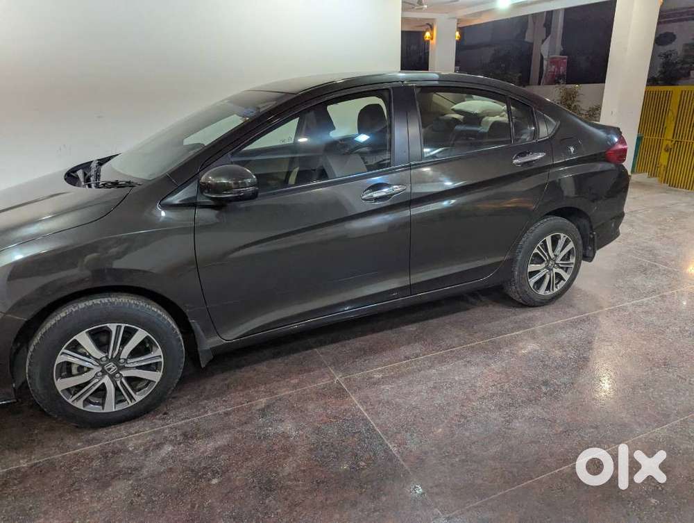 Doctor Driven Honda City 1.5 V I-vtec Manual - 17000km