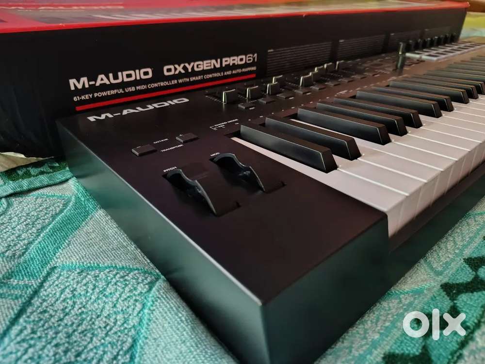 Midi keyboard oxygen pro 61 keys - Musical Instruments in Andul