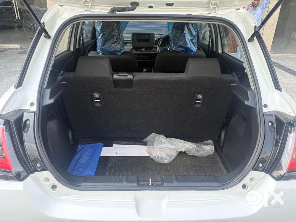 Maruti Suzuki Swift, 2025, Petrol
